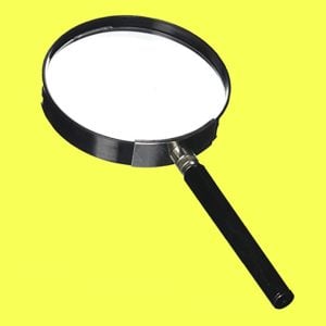 Magnifying lens